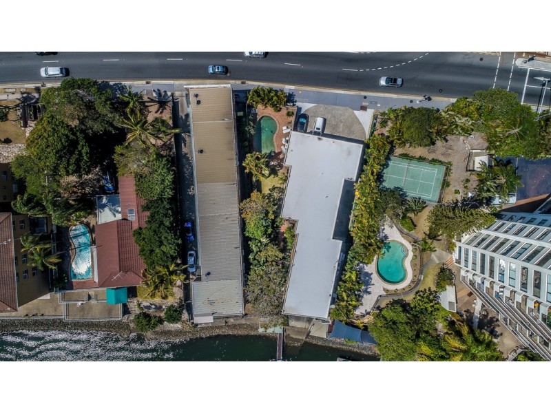 1/2930 Gold Coast Highway, Surfers Paradise QLD 4217