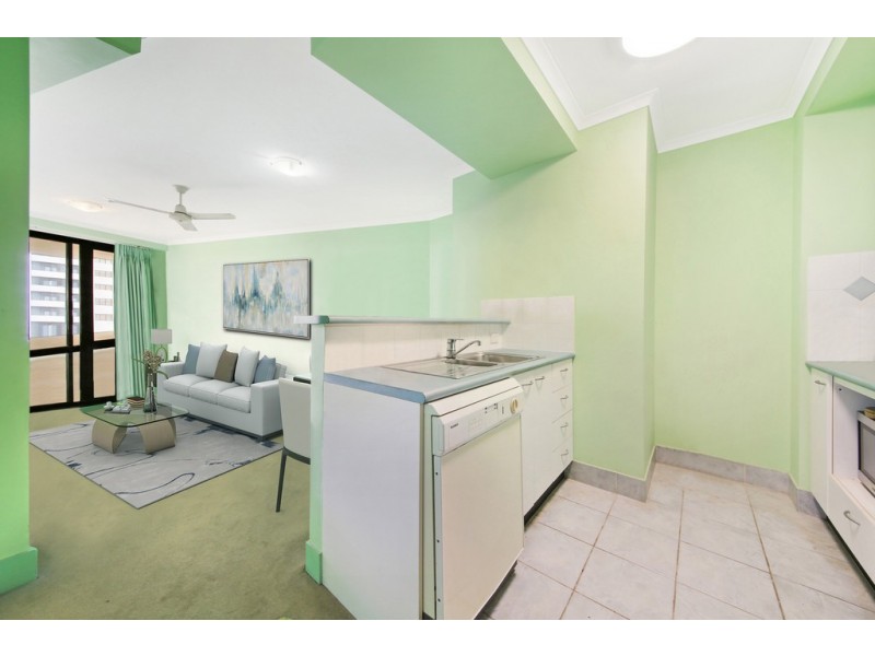 702/32 ‘Neptune’ Surf Parade, Broadbeach QLD 4218