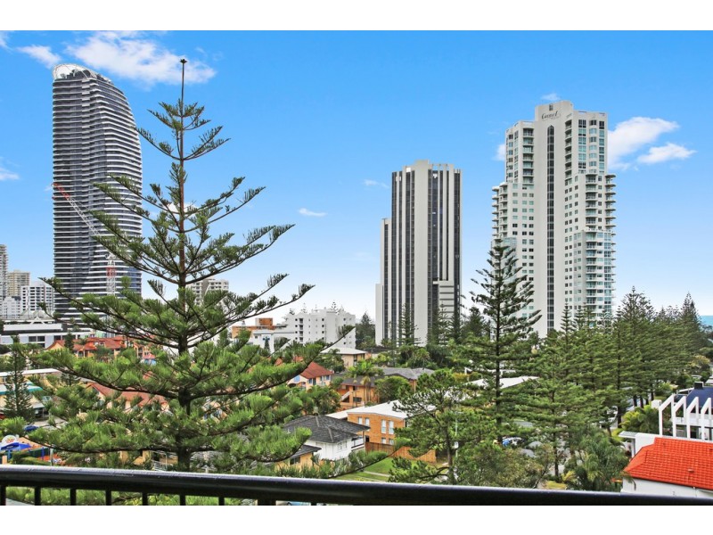 702/32 ‘Neptune’ Surf Parade, Broadbeach QLD 4218