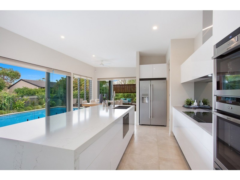 36 Banksia Broadway, Burleigh Waters QLD 4220