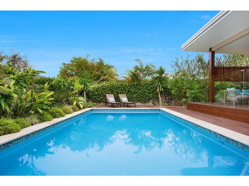 36 Banksia Broadway, Burleigh Waters QLD 4220