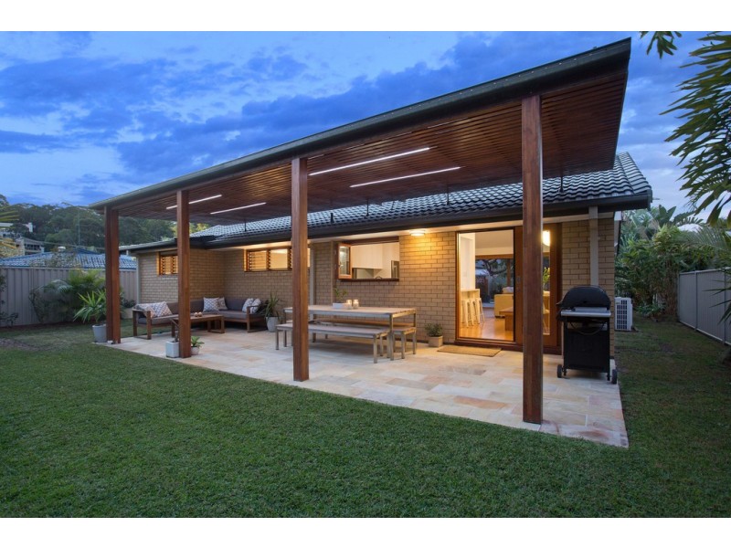 18 Tabilban Street, Burleigh Heads QLD 4220