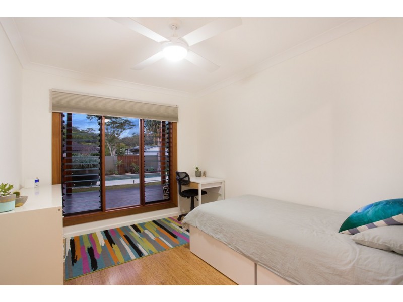 18 Tabilban Street, Burleigh Heads QLD 4220