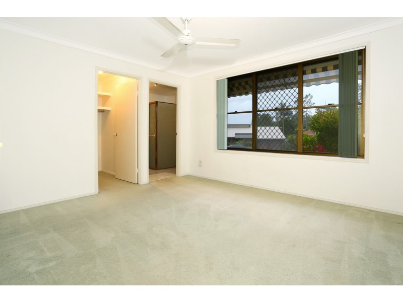 9 Roseville Court, Robina QLD 4226