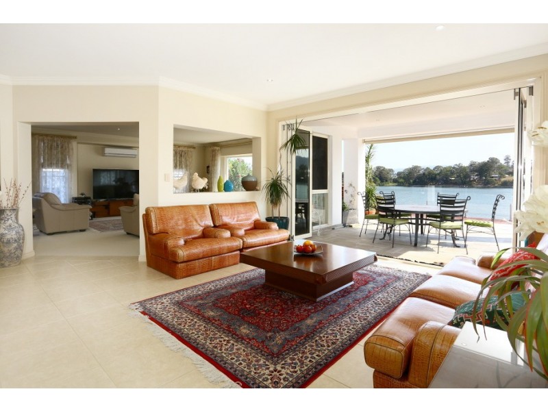 45 Brittany Drive, Oxenford QLD 4210