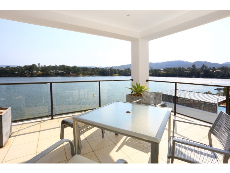 45 Brittany Drive, Oxenford QLD 4210