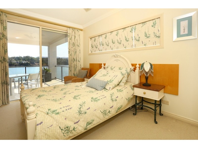 45 Brittany Drive, Oxenford QLD 4210