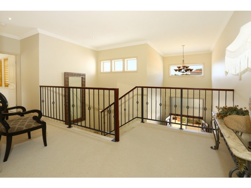 45 Brittany Drive, Oxenford QLD 4210