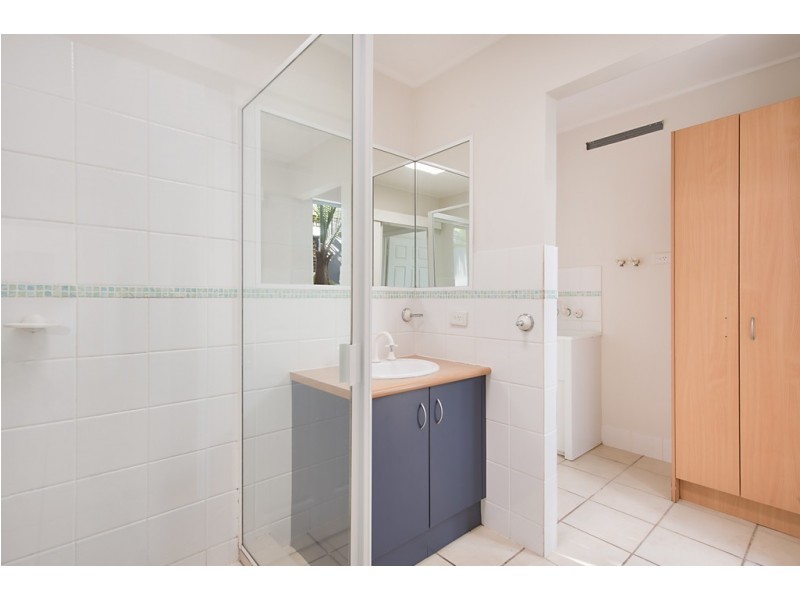 14 Monterey Court, Broadbeach Waters QLD 4218