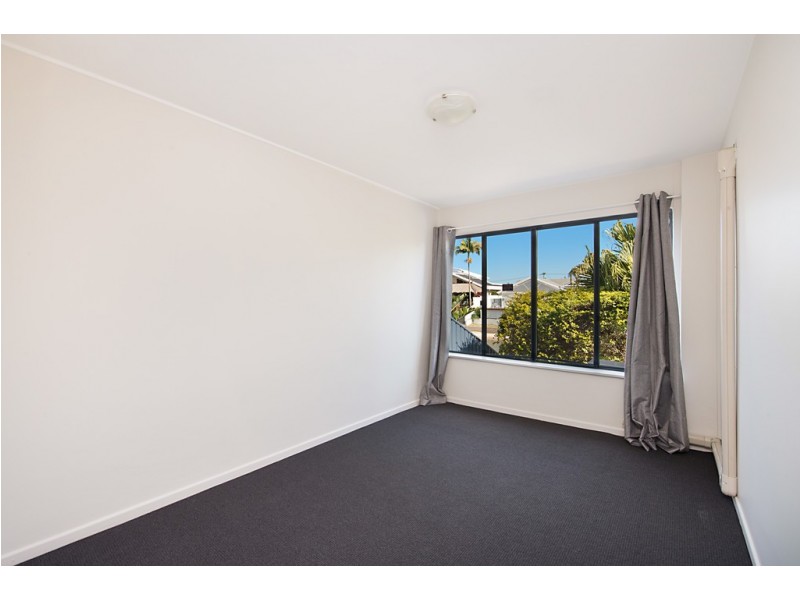 14 Monterey Court, Broadbeach Waters QLD 4218