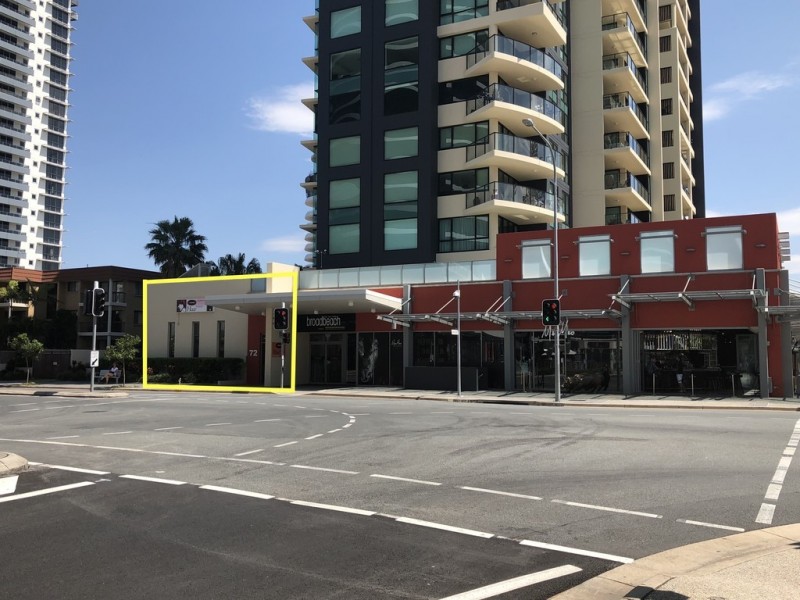 3/70 Surf Parade, Broadbeach QLD 4218