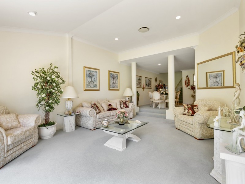 Villa 3 “Bradford” Rhode Island 125 Santa Cruz Blvd, Clear Island Waters QLD 4226