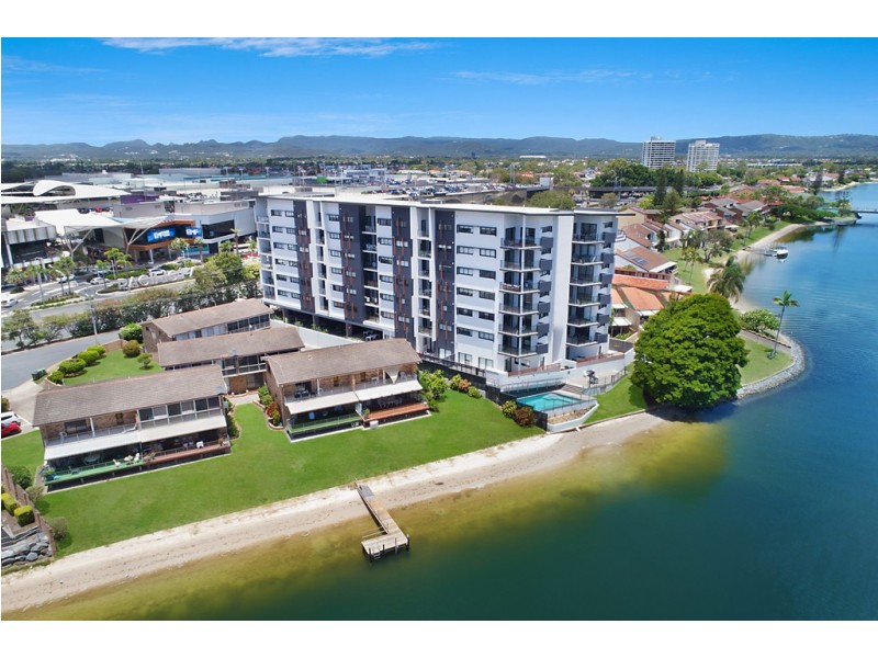 306/9 Hooker Boulevard, Broadbeach Waters QLD 4218