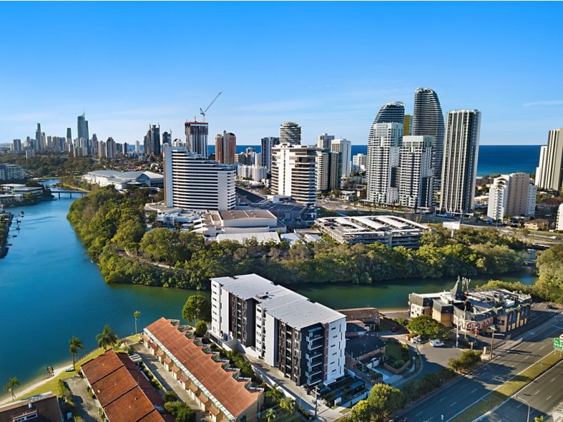 306/9 Hooker Boulevard, Broadbeach Waters QLD 4218