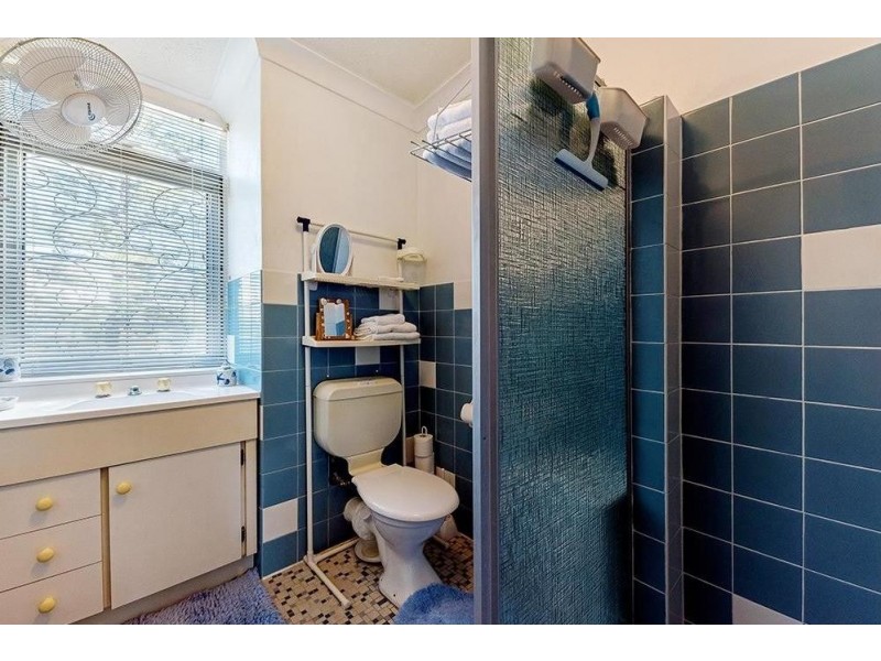 12/15-17 George Avenue, Broadbeach QLD 4218