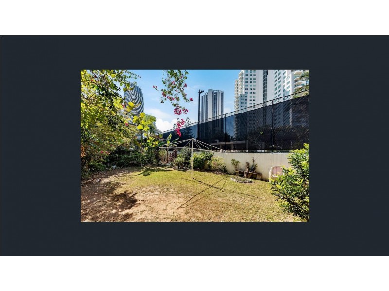 12/15-17 George Avenue, Broadbeach QLD 4218