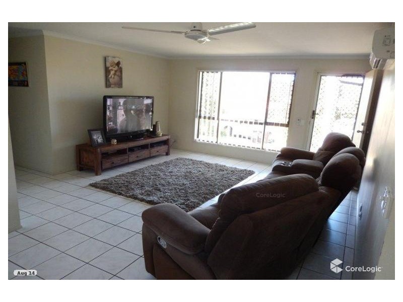 1/8 Oscar Court, Oxenford QLD 4210