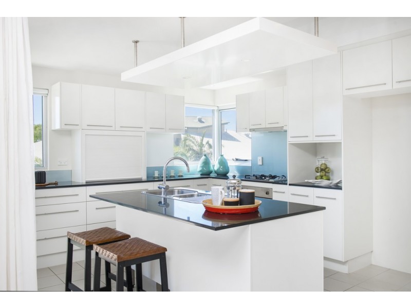 9/19 Mermaid Avenue, Mermaid Beach QLD 4218