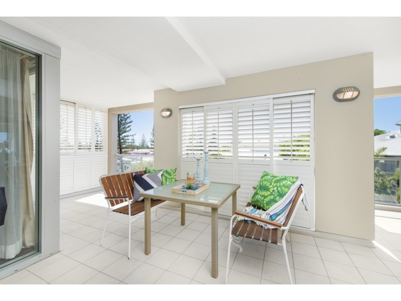 9/19 Mermaid Avenue, Mermaid Beach QLD 4218