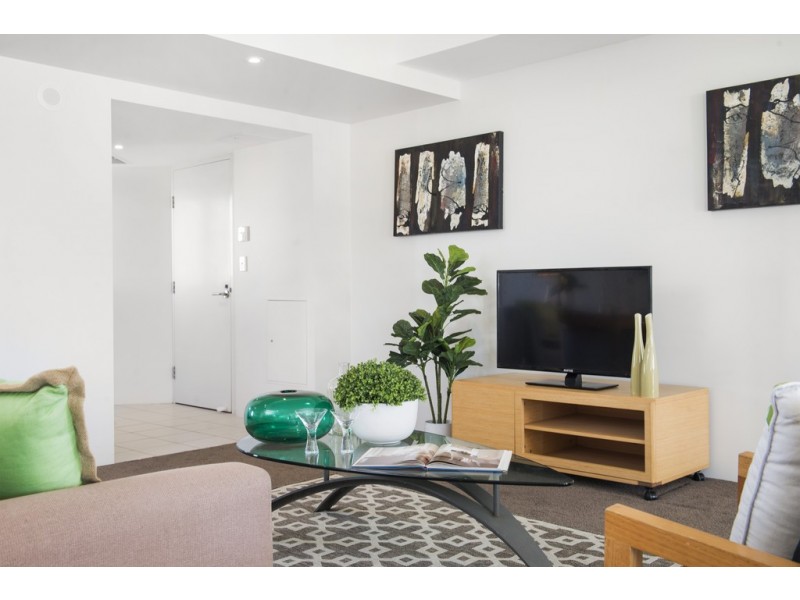 9/19 Mermaid Avenue, Mermaid Beach QLD 4218