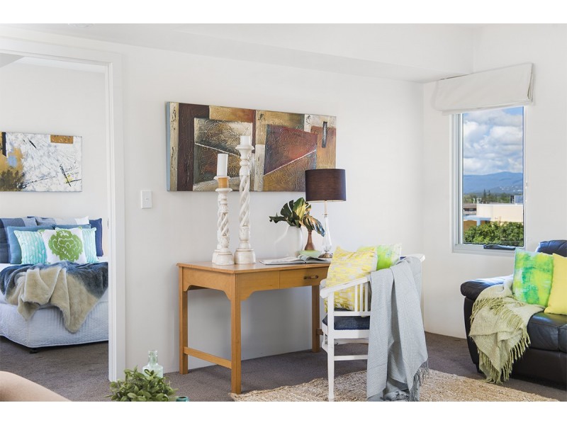 9/19 Mermaid Avenue, Mermaid Beach QLD 4218