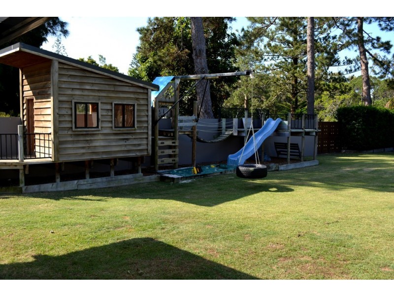 66 Savoy Drive, Broadbeach Waters QLD 4218