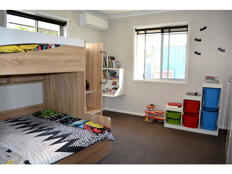 66 Savoy Drive, Broadbeach Waters QLD 4218