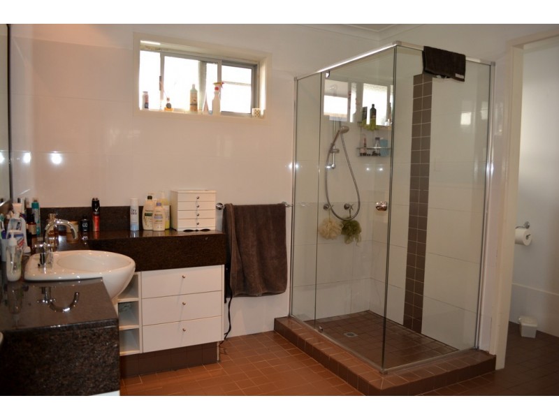 66 Savoy Drive, Broadbeach Waters QLD 4218