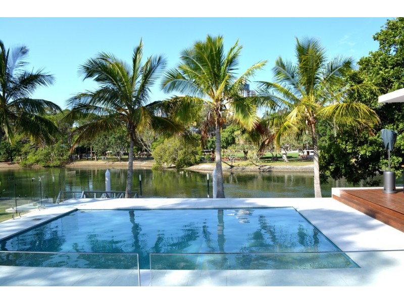 66 Savoy Drive, Broadbeach Waters QLD 4218