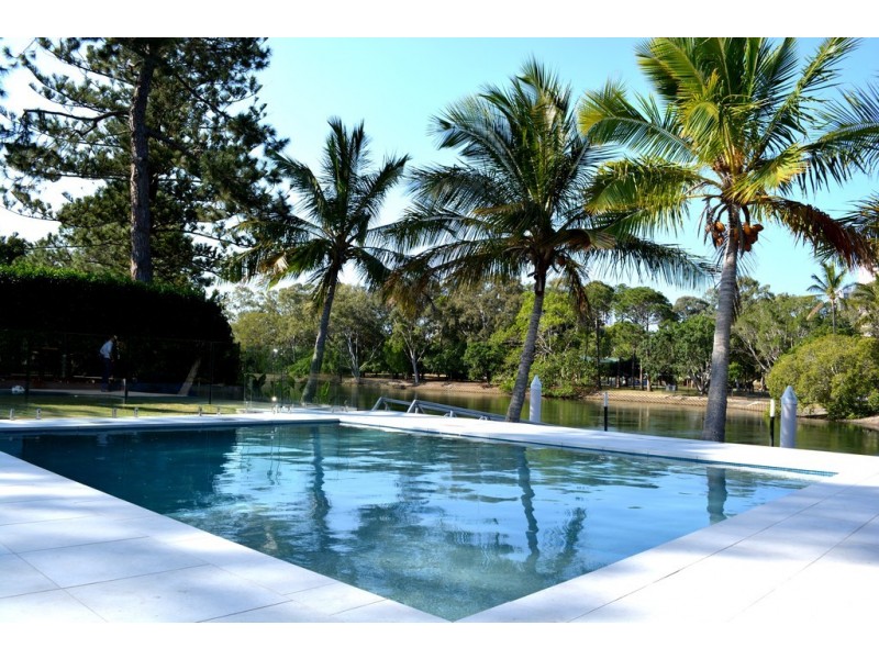 66 Savoy Drive, Broadbeach Waters QLD 4218