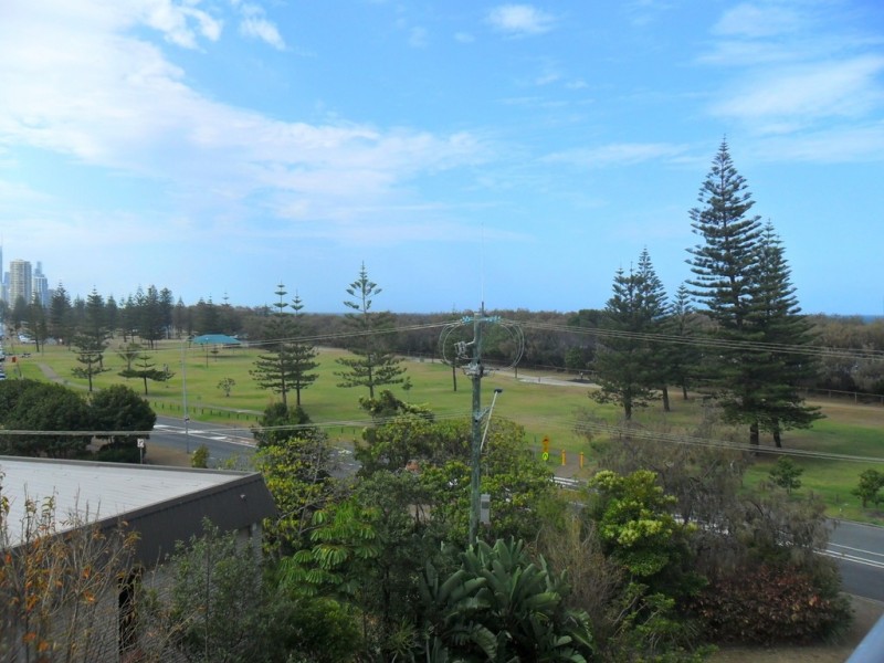 14/280 Hedges Avenue, Mermaid Beach QLD 4218