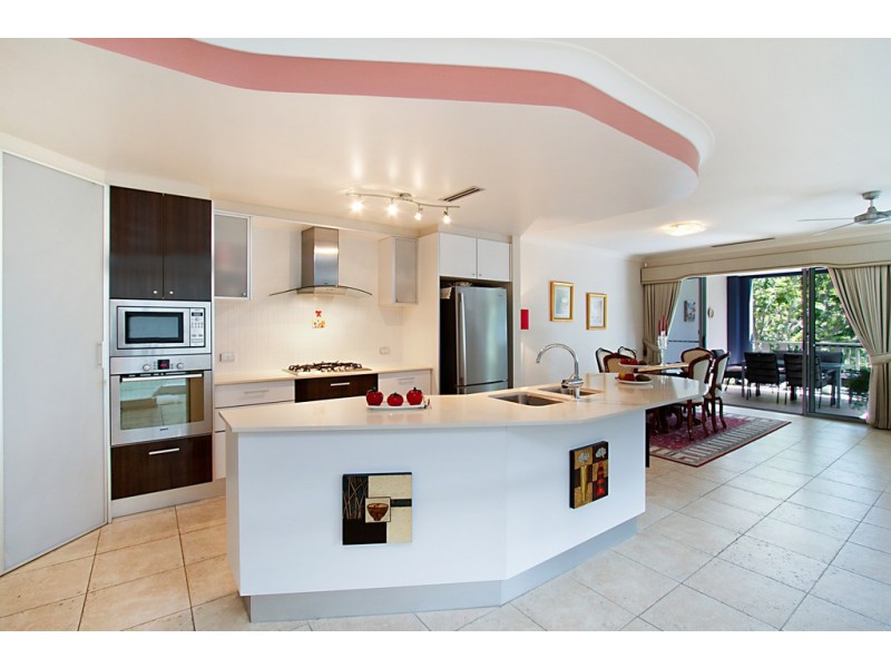 Carrara QLD 4211