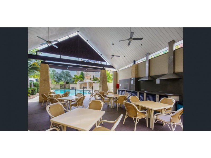 Carrara QLD 4211