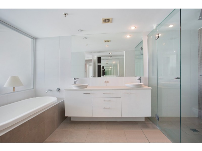 1407 ‘Freshwater Point’ 33 TE PetersDrive, Broadbeach Waters QLD 4218