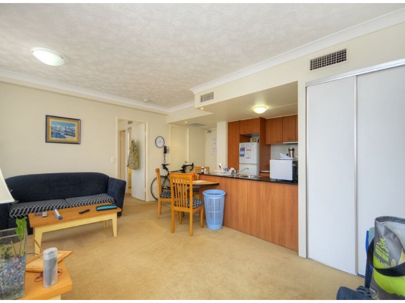 607/2988 ‘Palazzo’ Surfers Paradise Blvd, Surfers Paradise QLD 4217