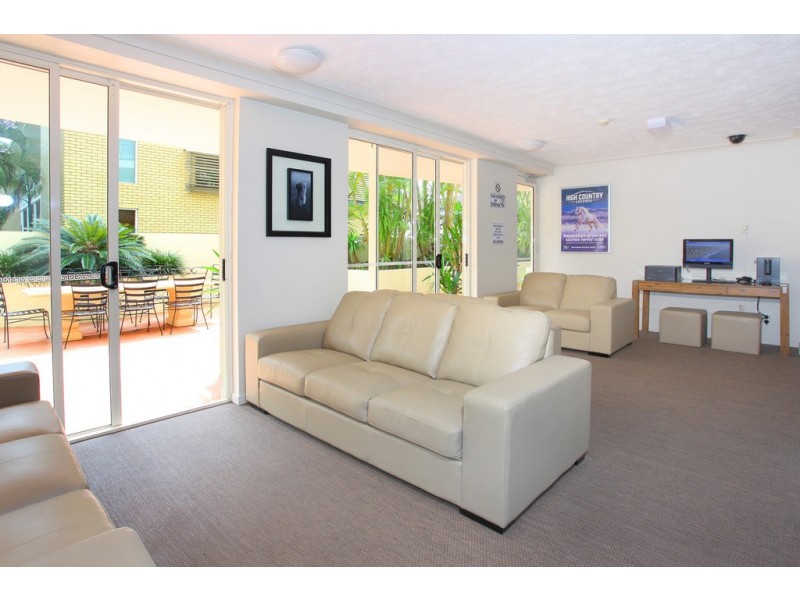 607/2988 ‘Palazzo’ Surfers Paradise Blvd, Surfers Paradise QLD 4217