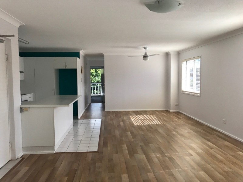 12/30 First Avenue, Broadbeach QLD 4218