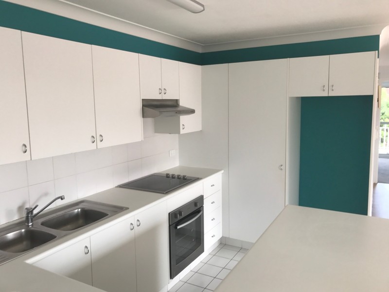 12/30 First Avenue, Broadbeach QLD 4218