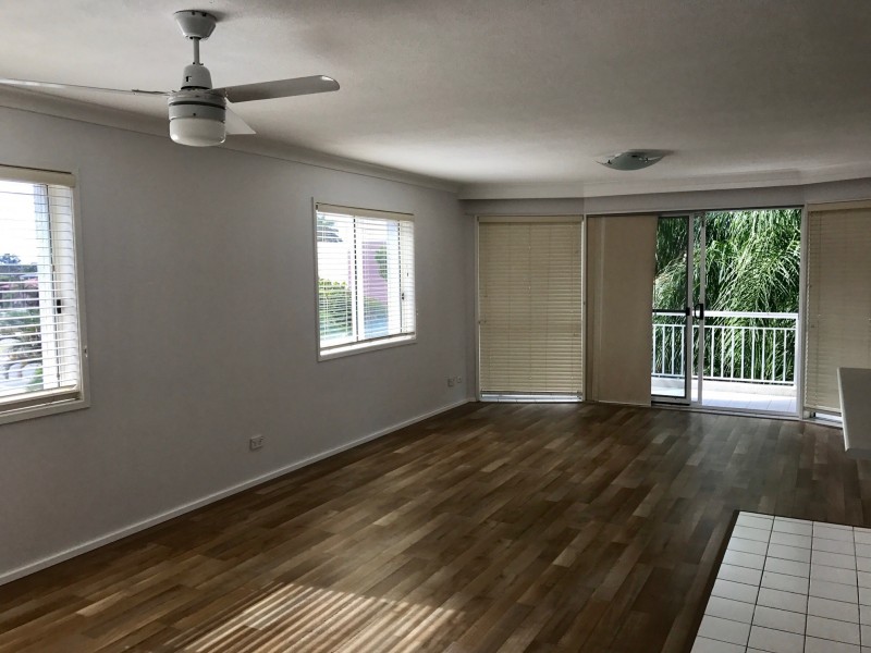 12/30 First Avenue, Broadbeach QLD 4218