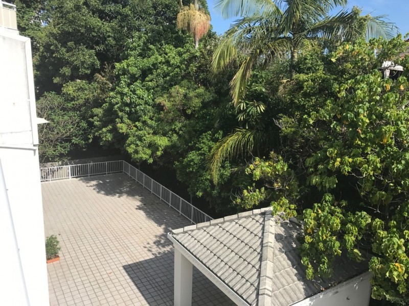 12/30 First Avenue, Broadbeach QLD 4218