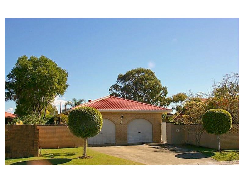 4 Cocos Crescent, Broadbeach Waters QLD 4218