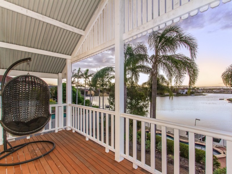 27 Martinique Way, Clear Island Waters QLD 4226