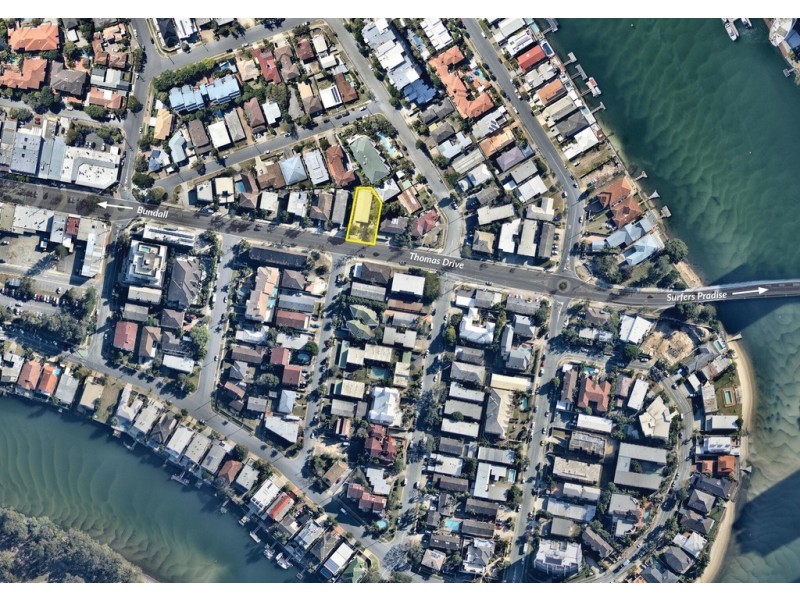 21 Thomas Drive, Chevron Island QLD 4217