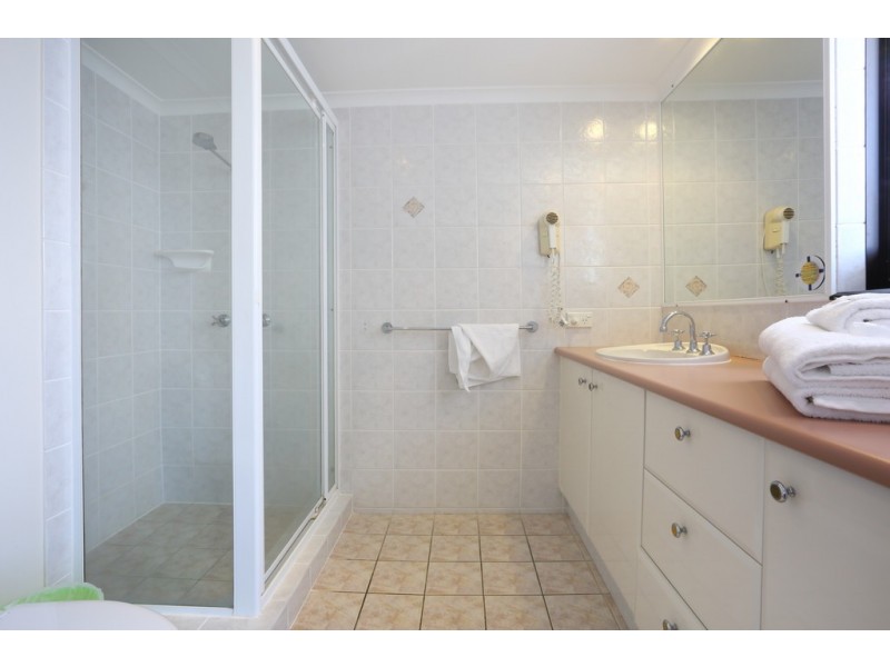 1604/157 ‘South Pacific’ Old Burleigh Road, Broadbeach QLD 4218