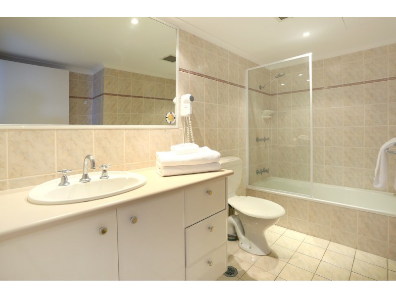 1604/157 ‘South Pacific’ Old Burleigh Road, Broadbeach QLD 4218