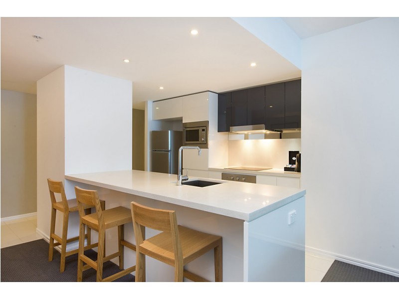 24703 ‘Hilton’ 3113 Surfers Paradise Boulevard, Surfers Paradise QLD 4217