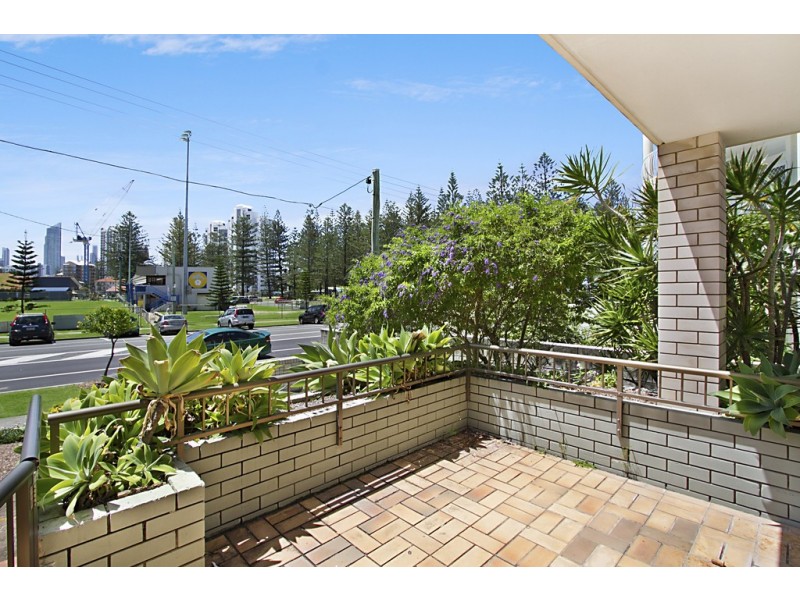 1 ‘Parkdale Apartments’ 12 Chelsea Avenue, Broadbeach QLD 4218