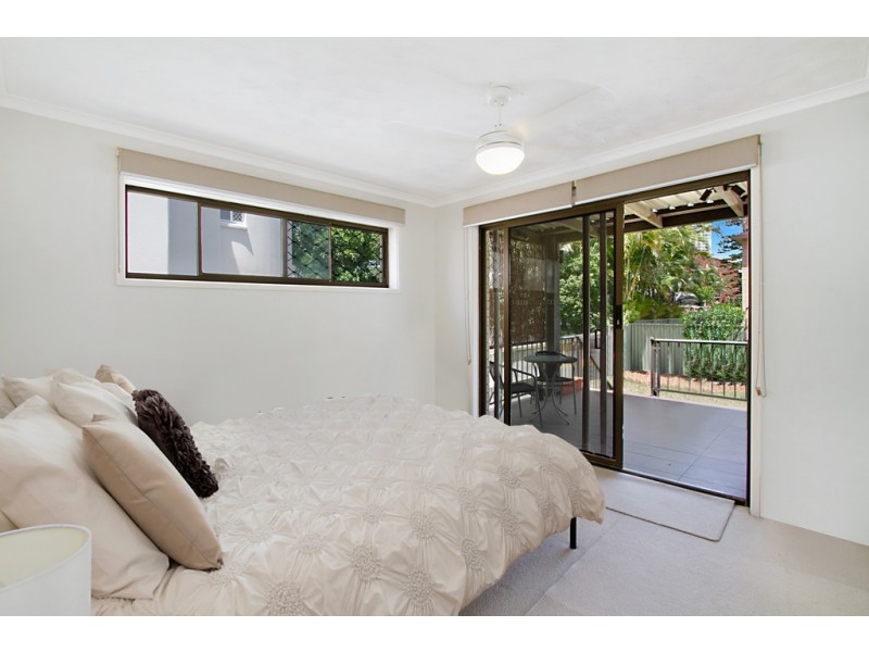 1 ‘Parkdale Apartments’ 12 Chelsea Avenue, Broadbeach QLD 4218
