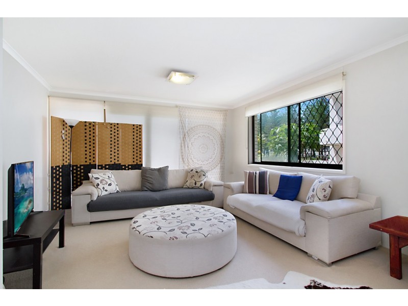 1 ‘Parkdale Apartments’ 12 Chelsea Avenue, Broadbeach QLD 4218