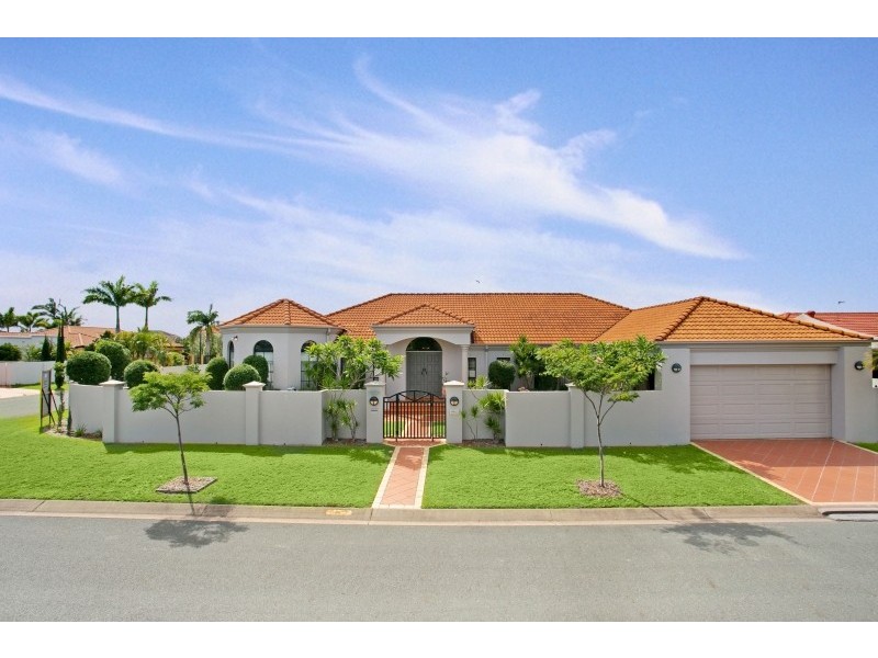 30 Deborah Avenue, Benowa Waters QLD 4217